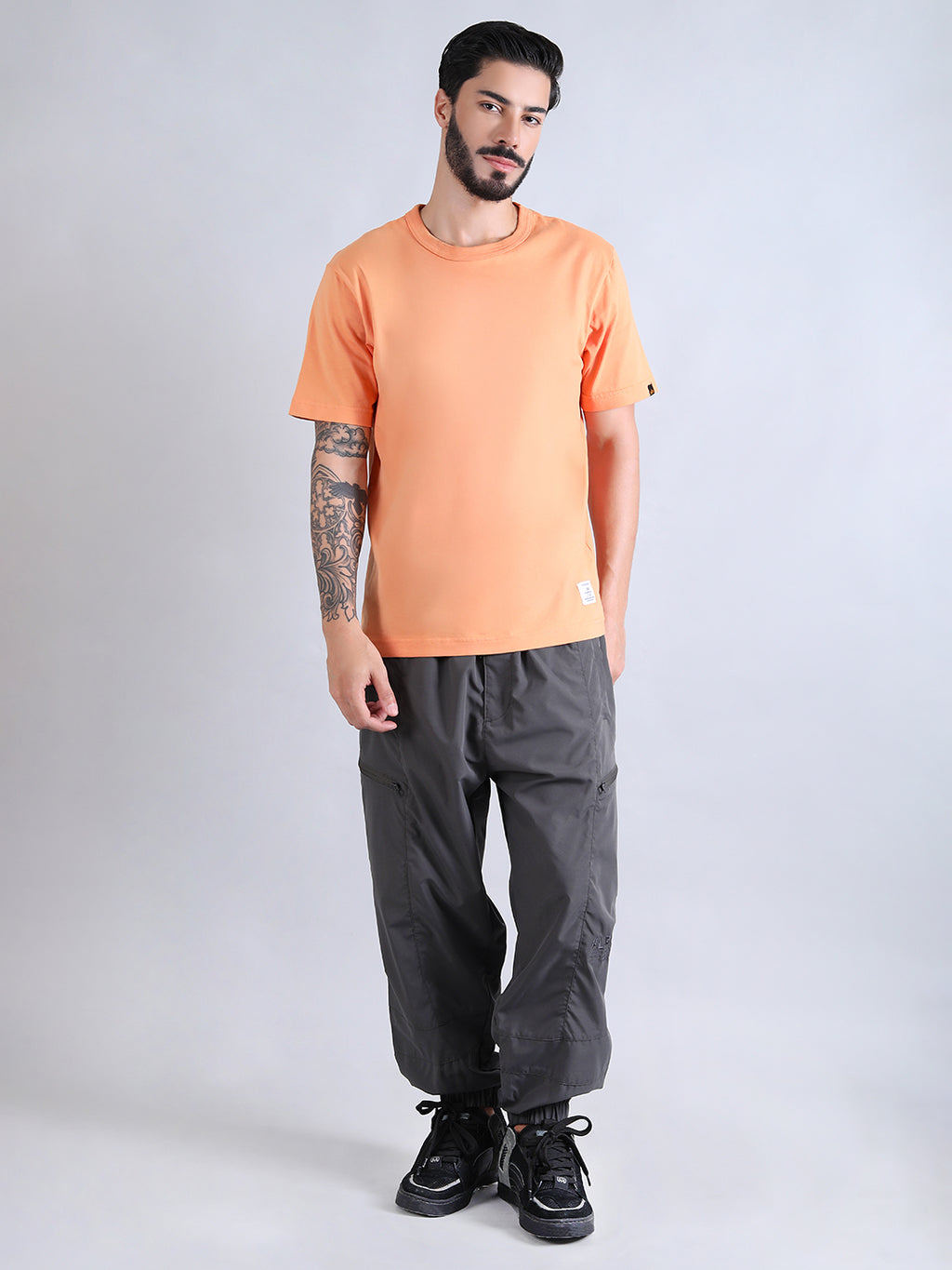 ALPHA INDUSTRIES: ESSENTIAL RELAXED TEE