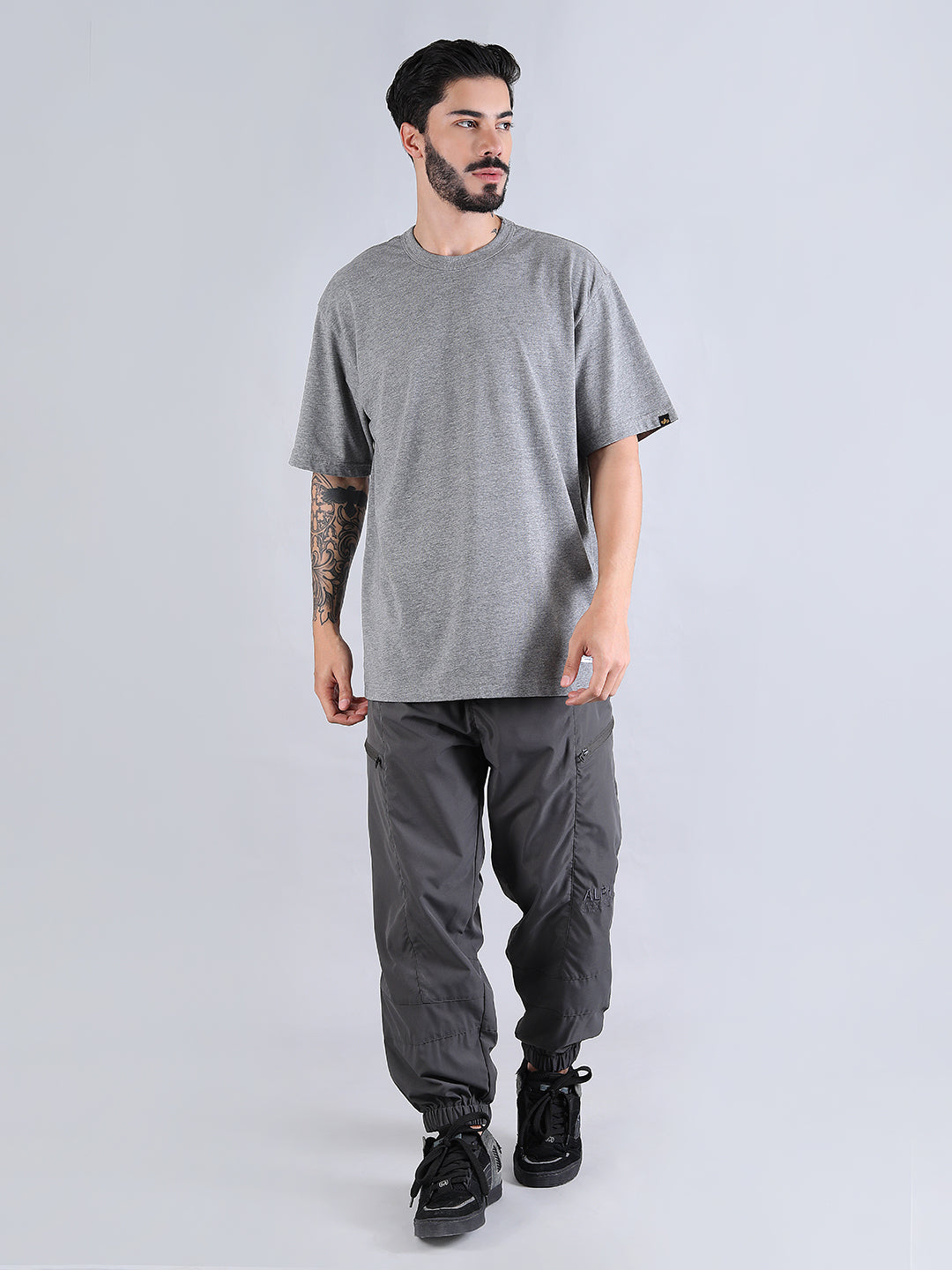 ALPHA INDUSTRIES: ESSENTIAL RELAXED TEE - MEDIUM CHARCOAL HEATHER