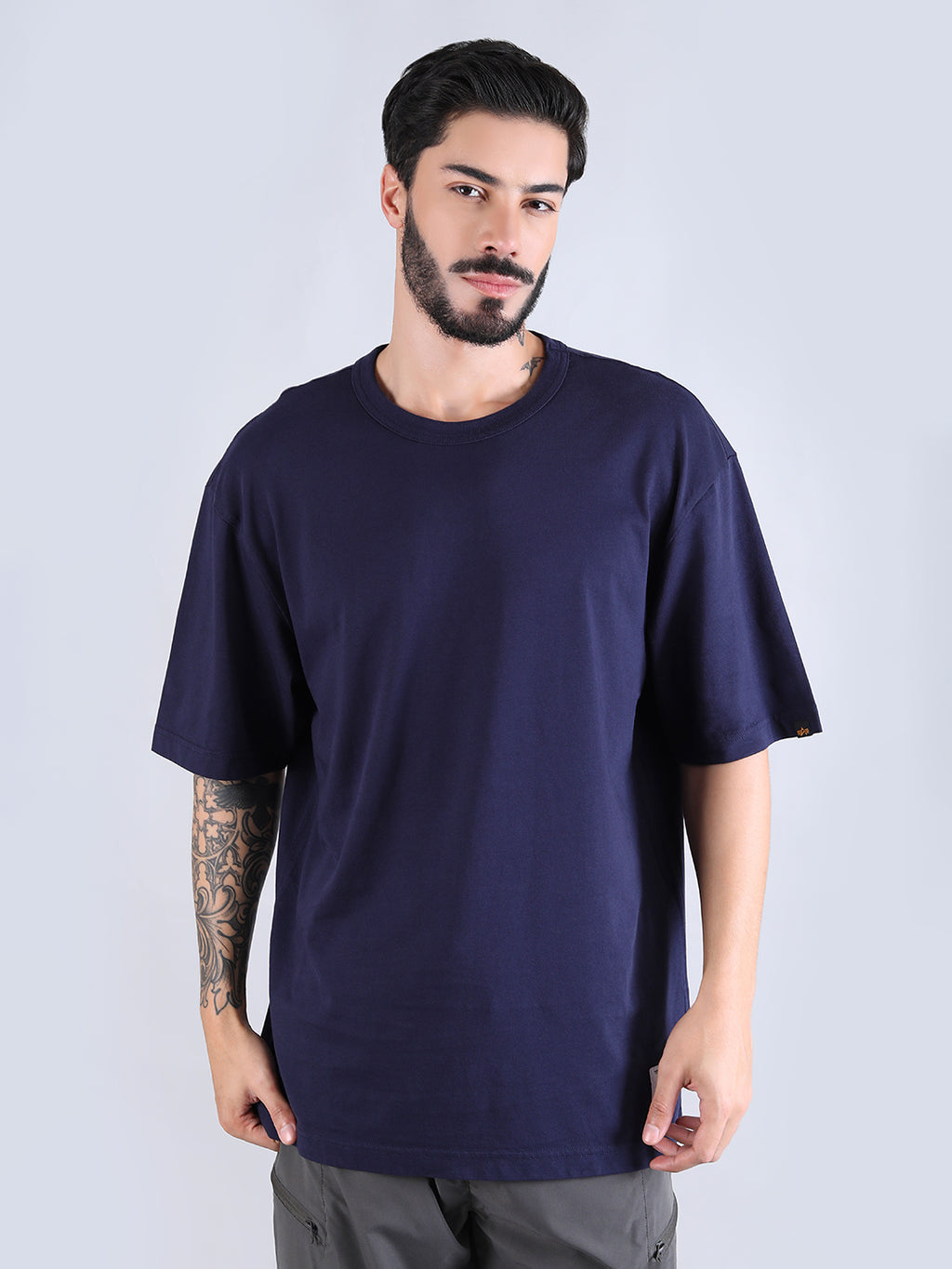 ALPHA INDUSTRIES: ESSENTIAL RELAXED TEE - REPLICA BLUE