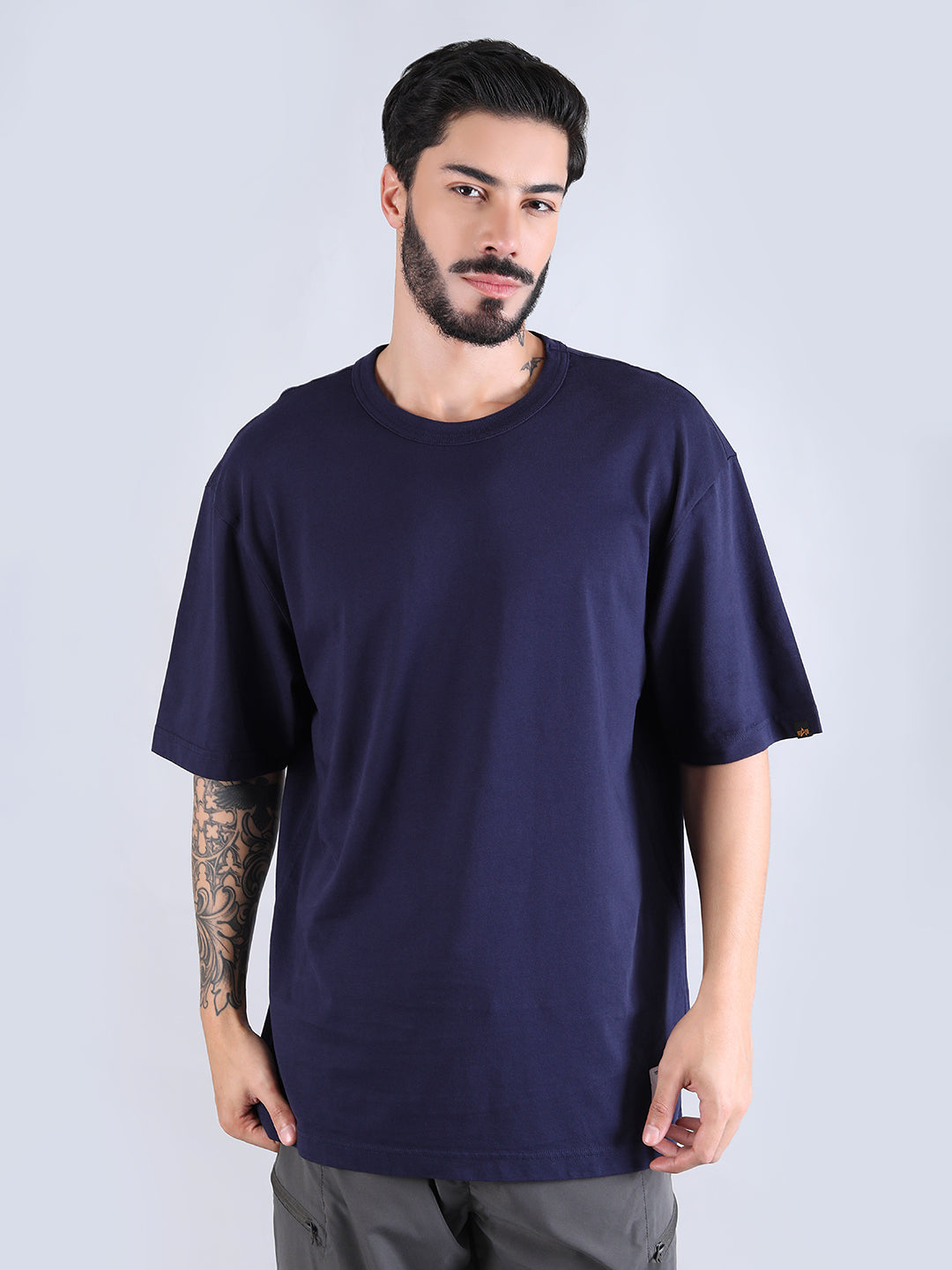 ALPHA INDUSTRIES: ESSENTIAL RELAXED TEE - REPLICA BLUE