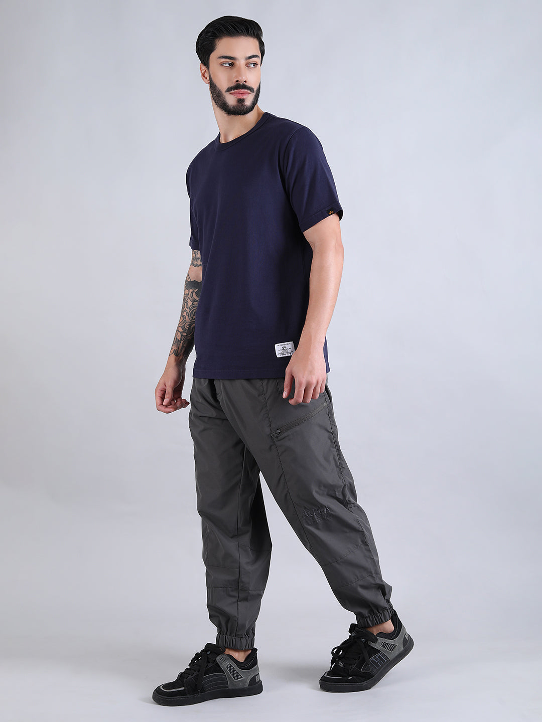 ALPHA INDUSTRIES: ESSENTIAL RELAXED TEE