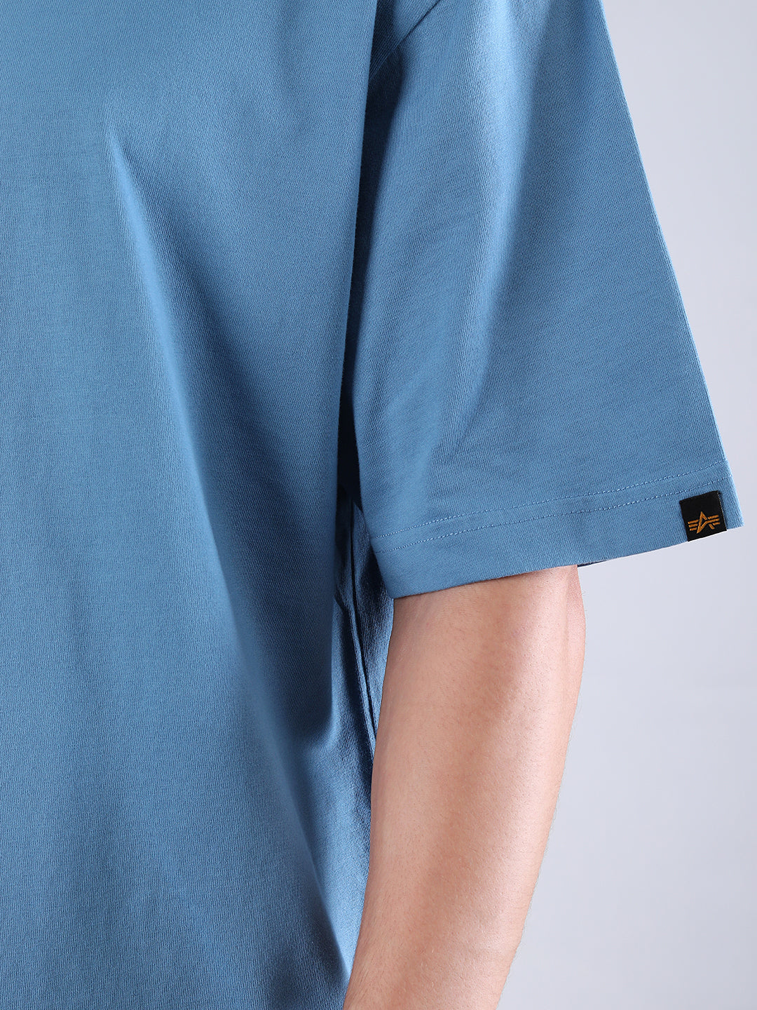 ALPHA INDUSTRIES: ESSENTIAL RELAXED TEE - ELEMENTAL BLUE