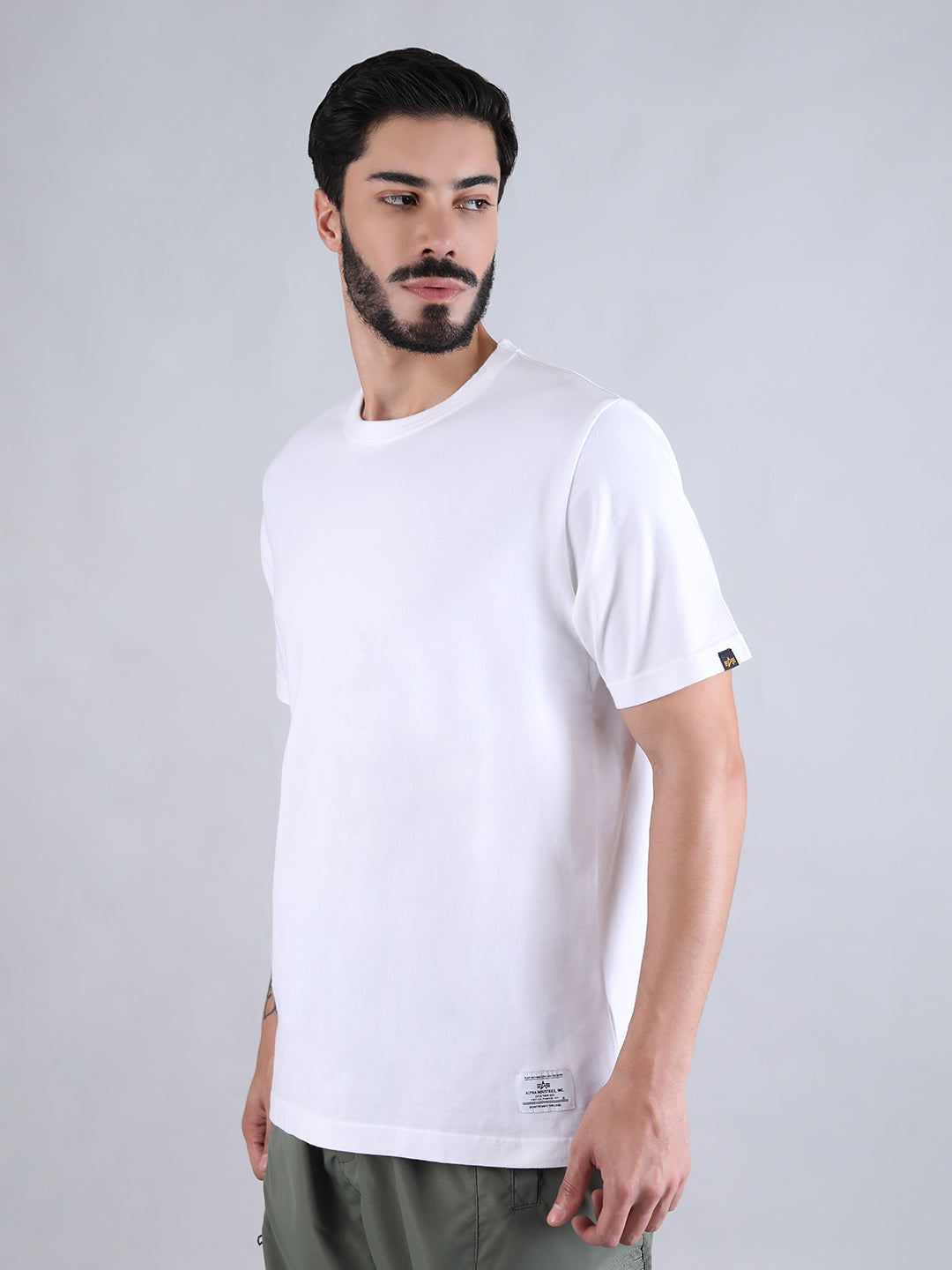 ALPHA INDUSTRIES: ESSENTIAL GEN II TEE - WHITE