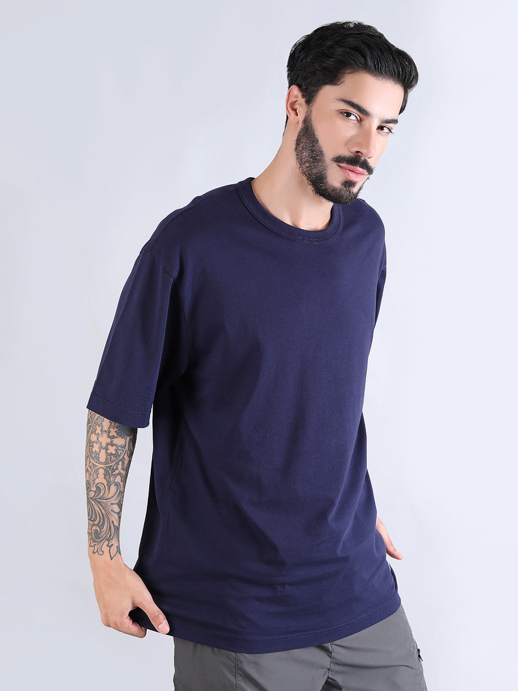 ALPHA INDUSTRIES: ESSENTIAL RELAXED TEE - REPLICA BLUE