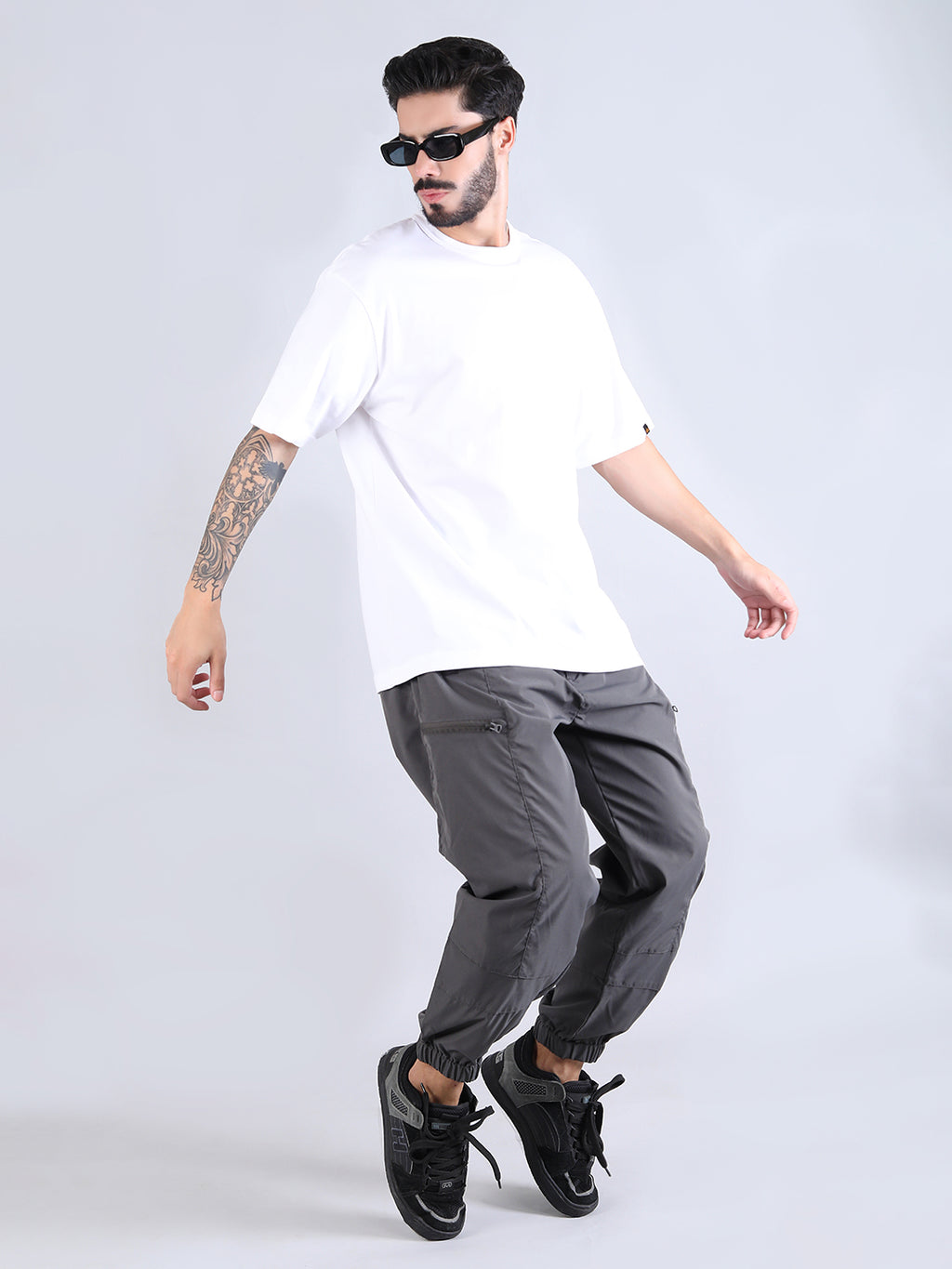 ALPHA INDUSTRIES: ESSENTIAL RELAXED TEE - WHITE