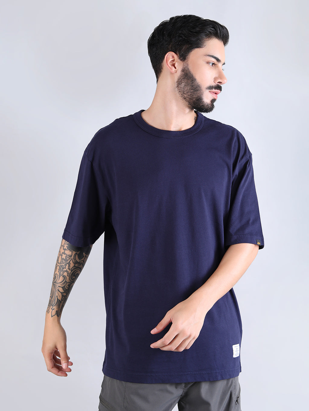 ALPHA INDUSTRIES: ESSENTIAL RELAXED TEE - REPLICA BLUE