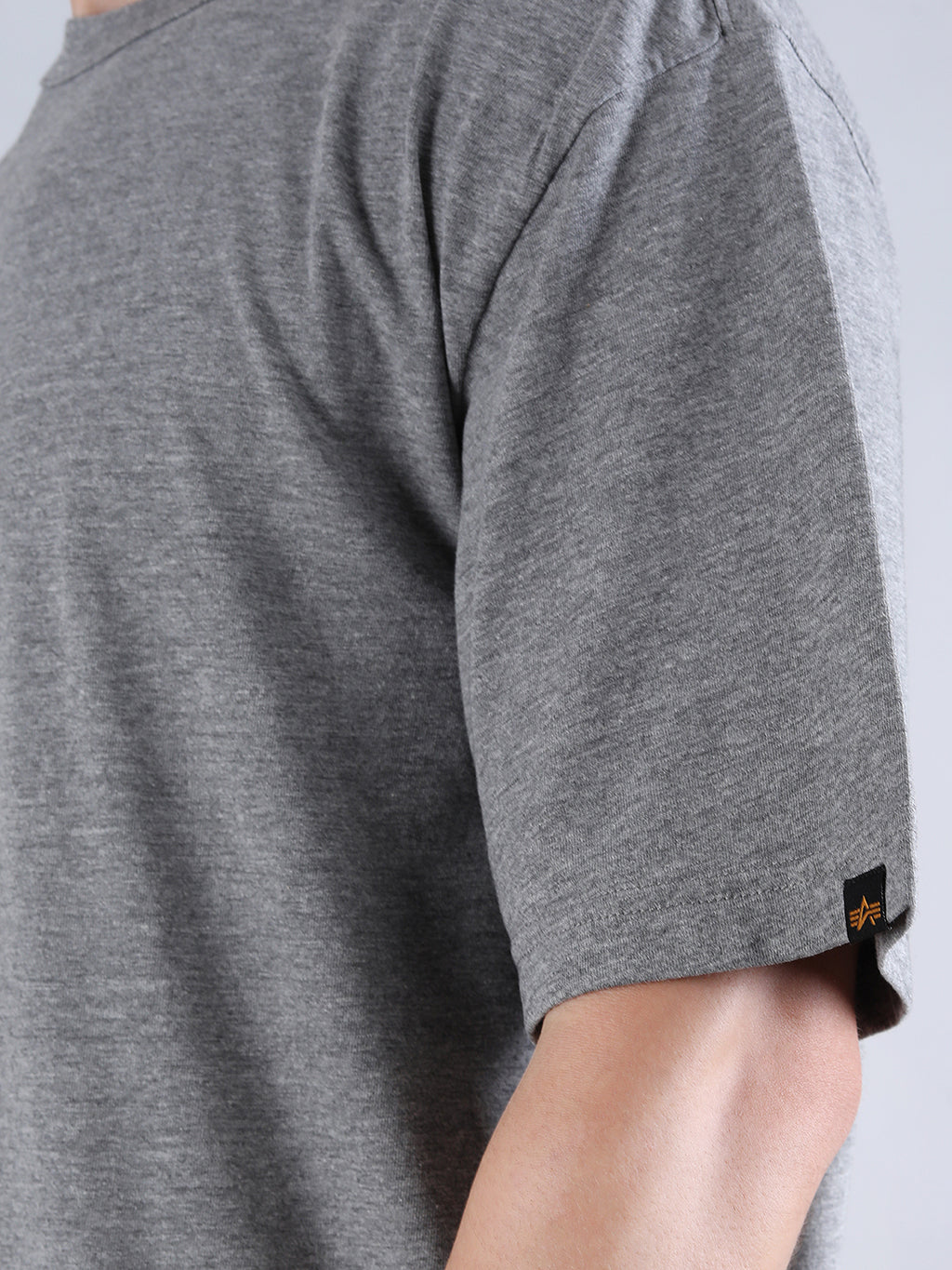 ALPHA INDUSTRIES: ESSENTIAL RELAXED TEE - MEDIUM CHARCOAL HEATHER