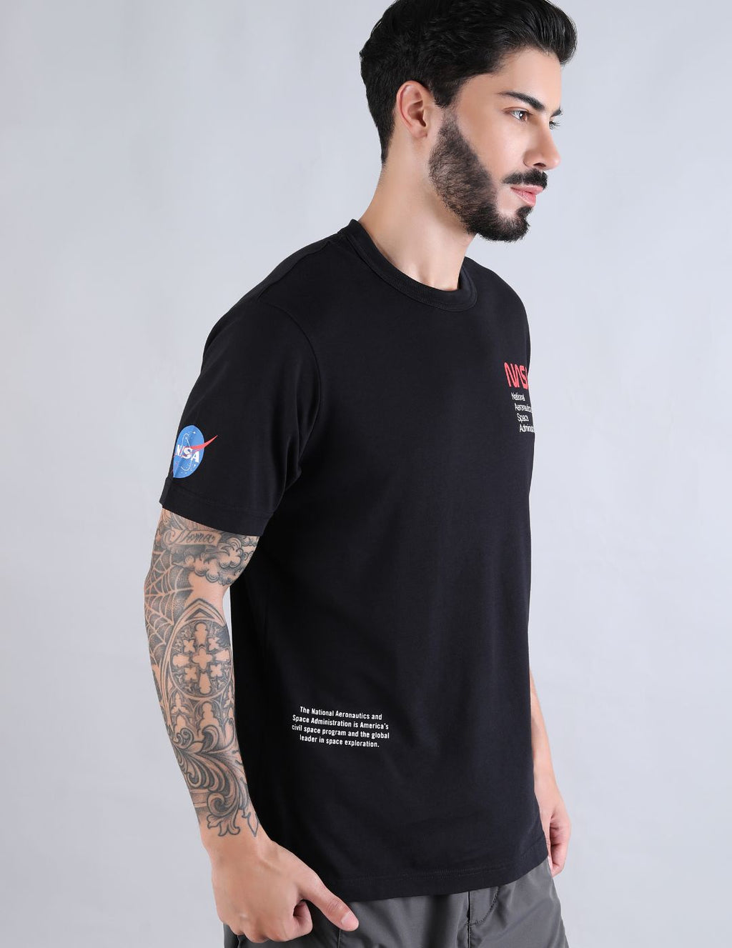 ALPHA INDUSTRIES: NASA WORM LOGO GEN II TEE- BLACK