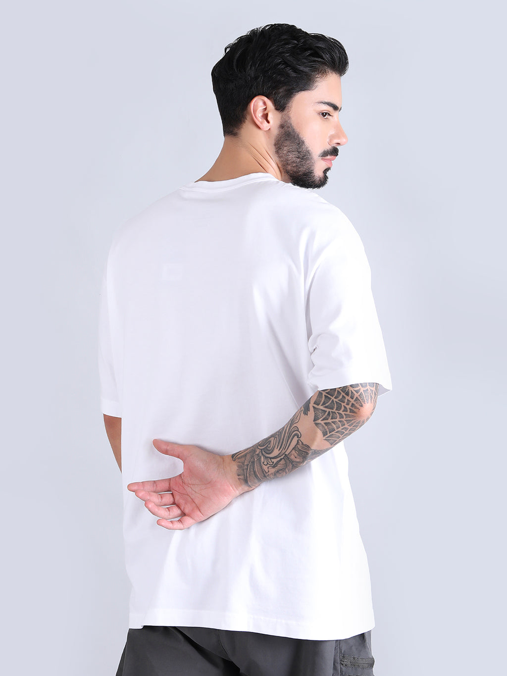 ALPHA INDUSTRIES: ESSENTIAL RELAXED TEE - WHITE