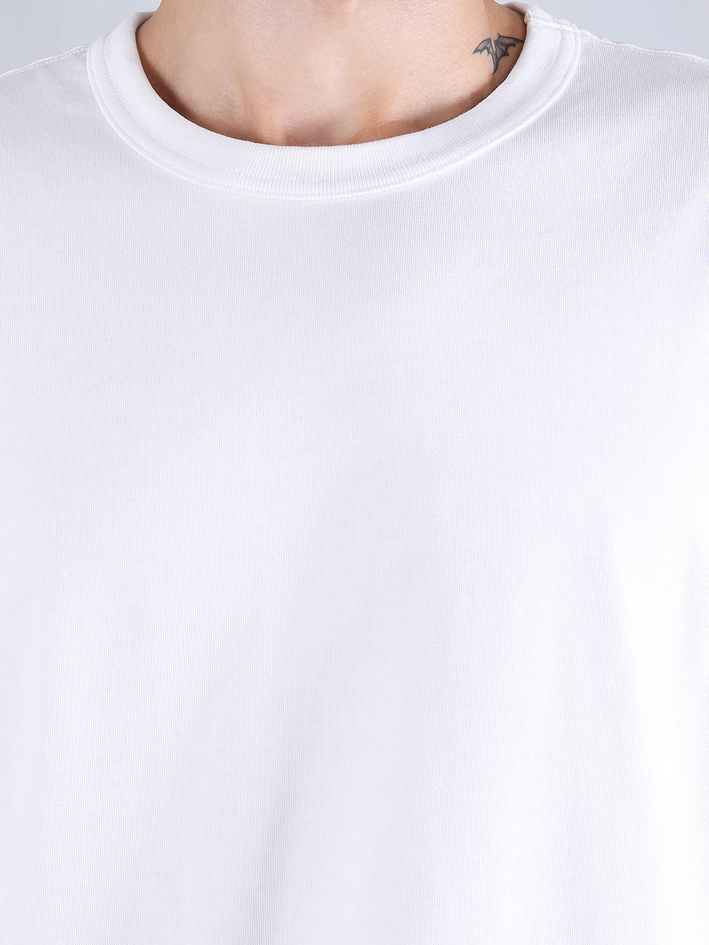 ALPHA INDUSTRIES: ESSENTIAL RELAXED TEE - WHITE