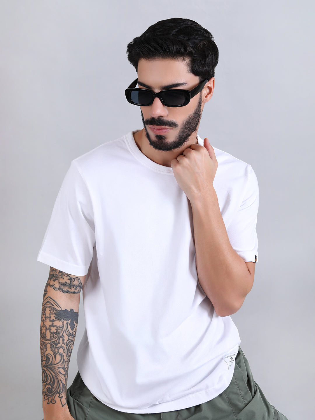 ALPHA INDUSTRIES: ESSENTIAL GEN II TEE - WHITE