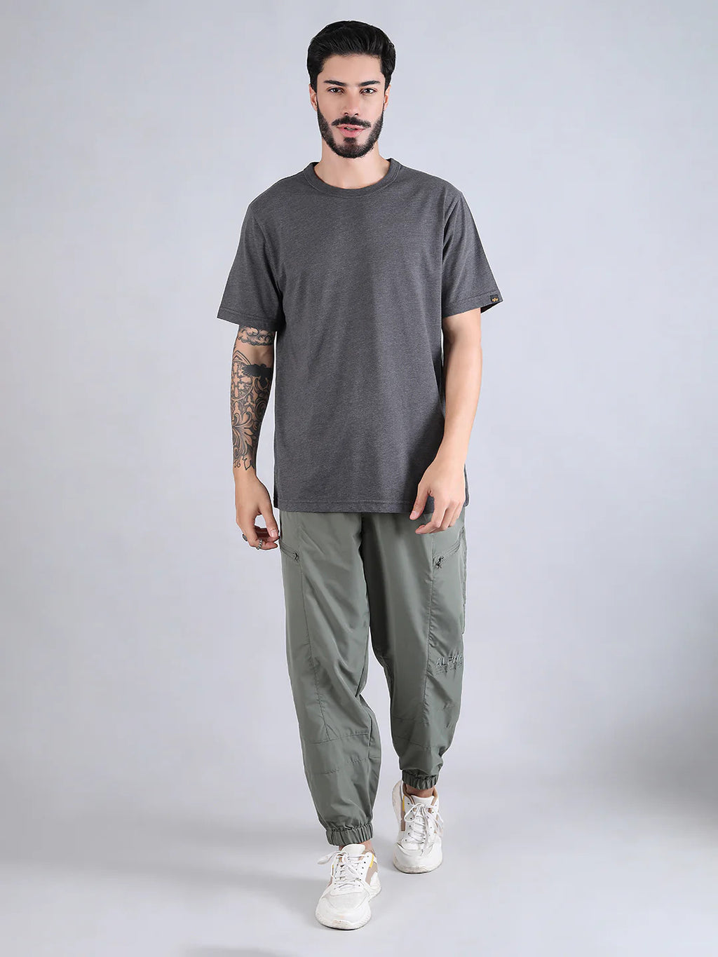 Alpha Industries Essential Gen II T-Shirt for Men | 100% Cotton Casual Crew Neck Tee | Dark Charcoal Heather