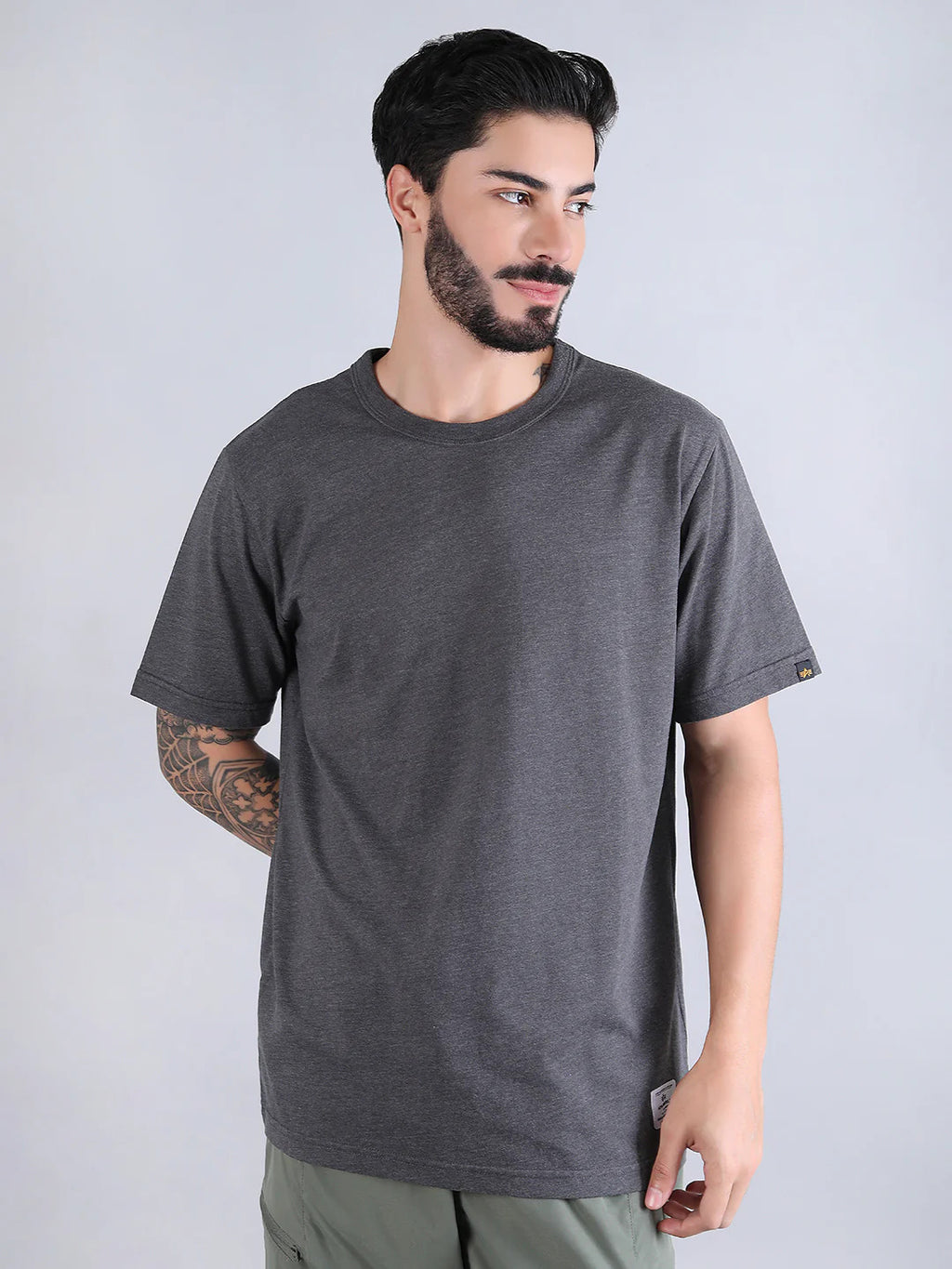 Alpha Industries Essential Gen II T-Shirt for Men | 100% Cotton Casual Crew Neck Tee | Dark Charcoal Heather