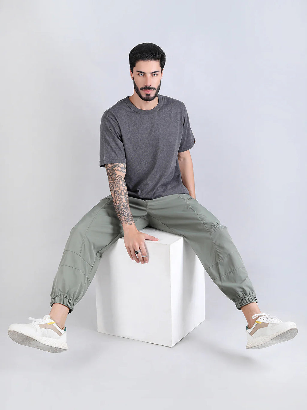 Alpha Industries Essential Gen II T-Shirt for Men | 100% Cotton Casual Crew Neck Tee | Dark Charcoal Heather
