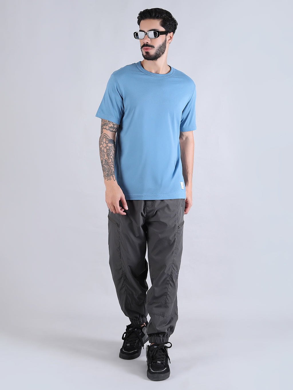 ALPHA INDUSTRIES: ALPHA NEWS PATCH TEE- BLUE