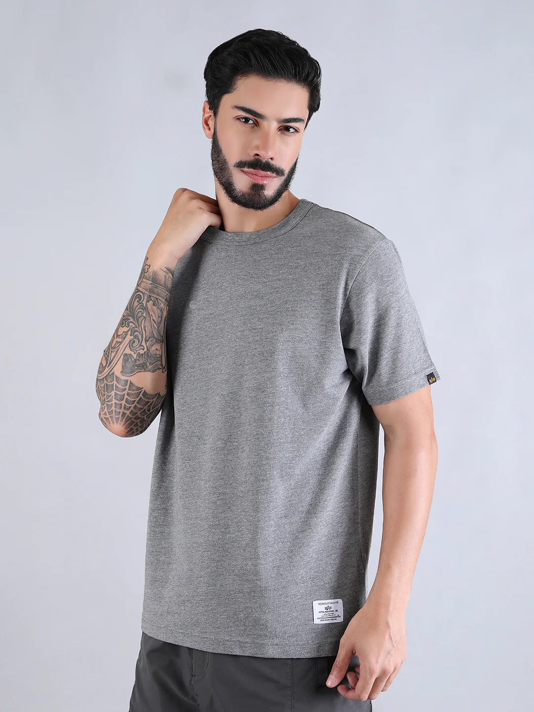 Alpha Industries Essential Gen II T-Shirt for Men | 100% Cotton Casual Crew Neck Tee | Medium Charcoal Heather