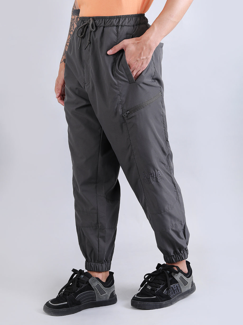 ALPHA INDUSTRIES : Men's Track Pants - CHARCOAL