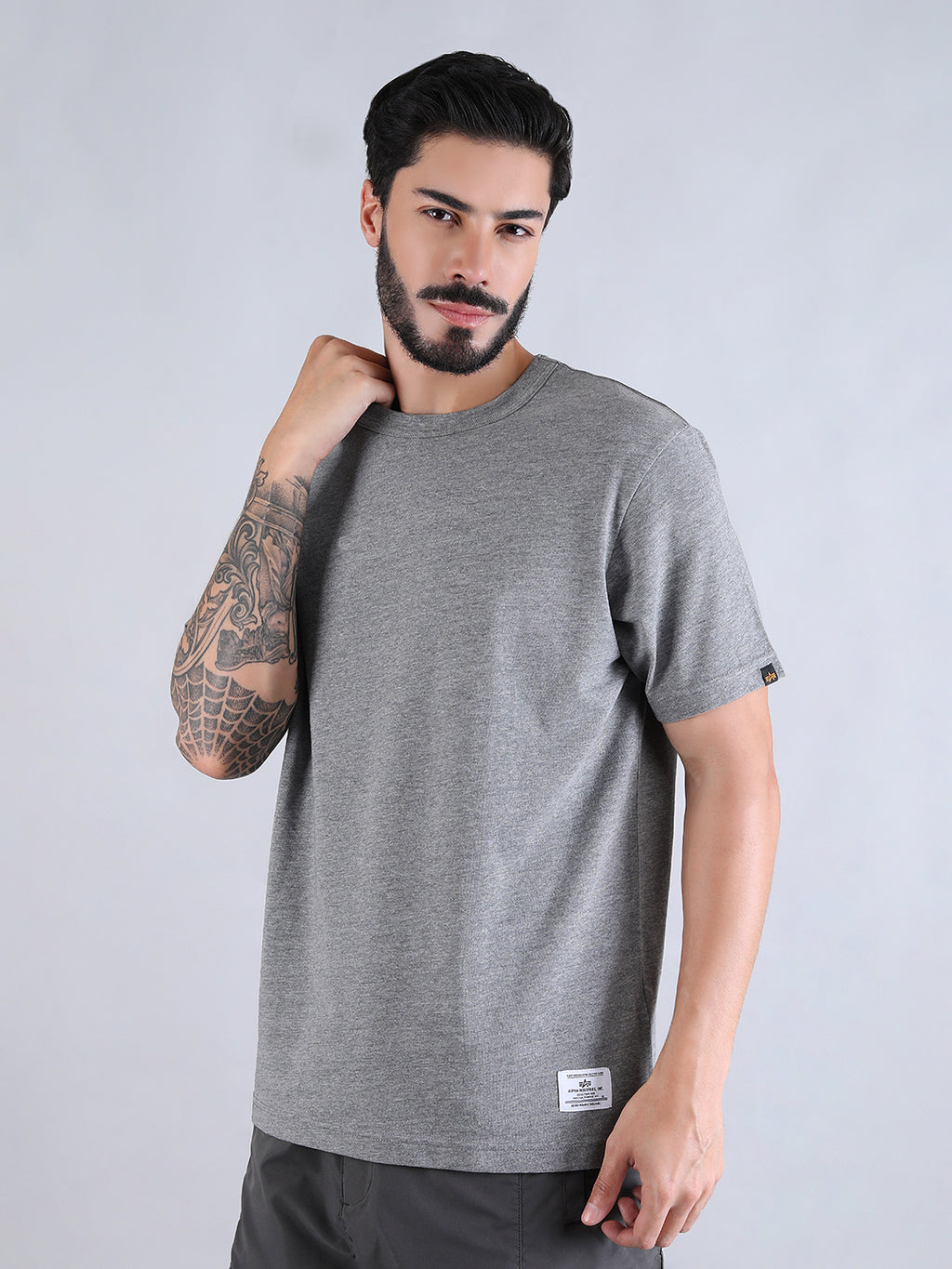 ALPHA INDUSTRIES: ESSENTIAL RELAXED TEE