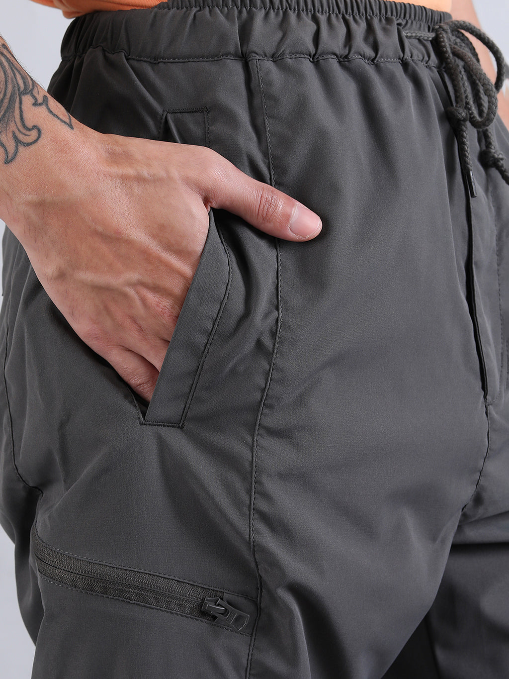 ALPHA INDUSTRIES : Men's Track Pants - CHARCOAL