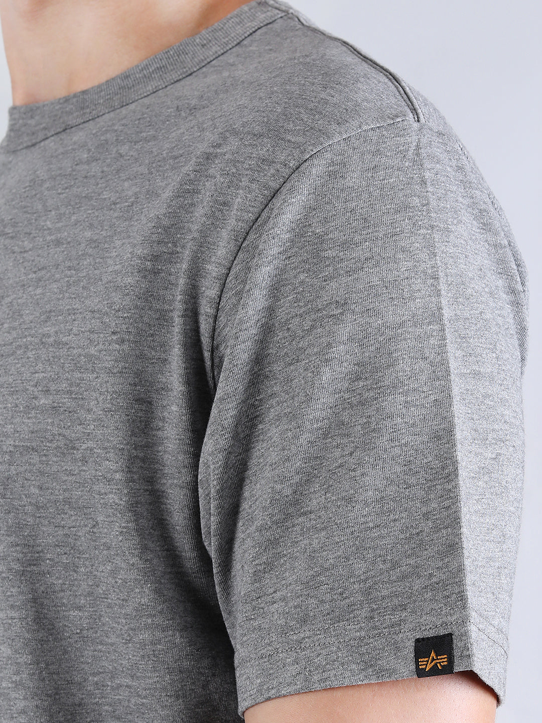 Alpha Industries Essential Gen II T-Shirt for Men | 100% Cotton Casual Crew Neck Tee | Medium Charcoal Heather