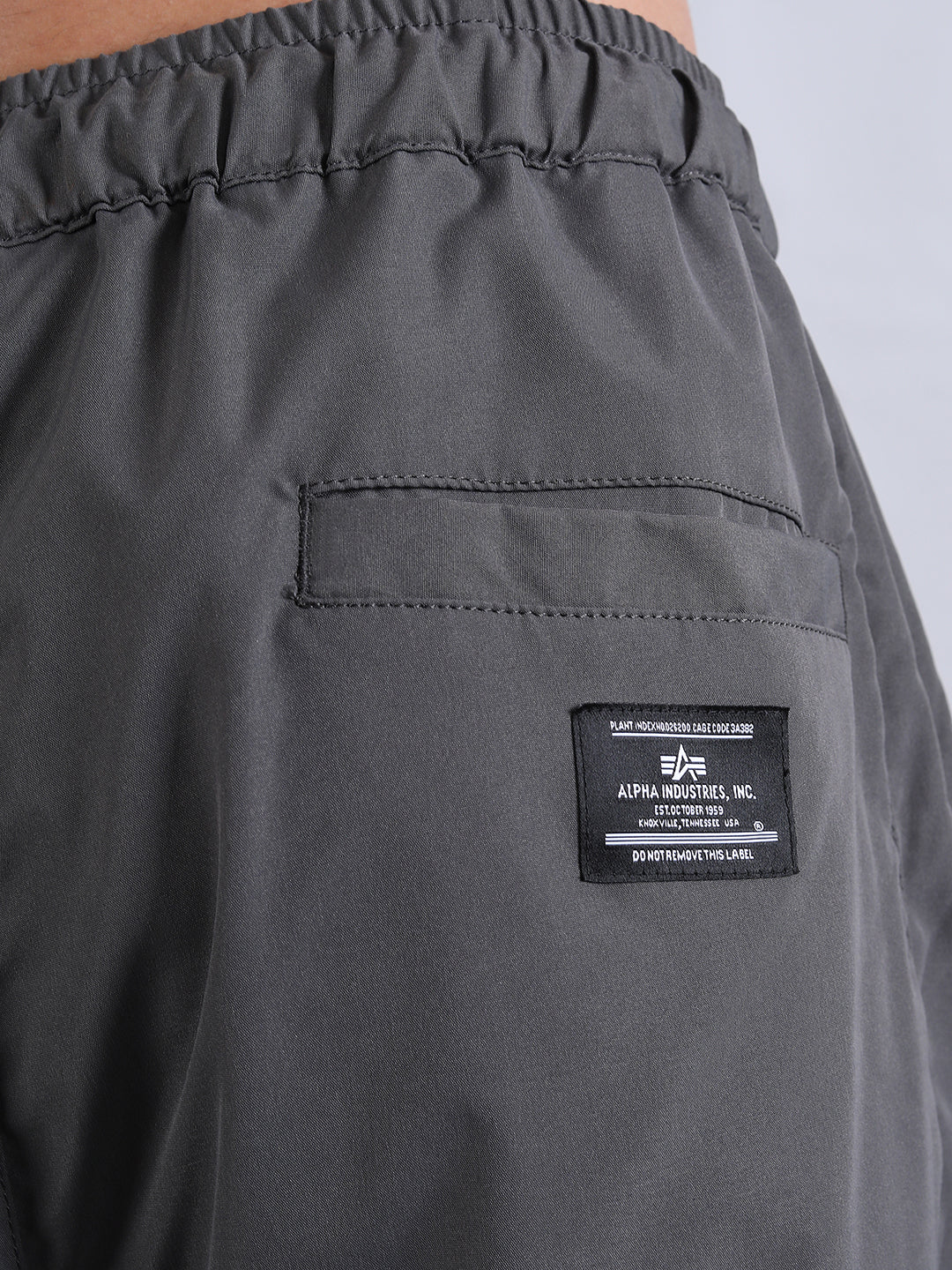 ALPHA INDUSTRIES : Men's Track Pants - CHARCOAL