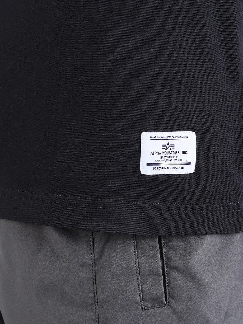 ALPHA INDUSTRIES: ALPHA COMMANDER TEE - BLACK