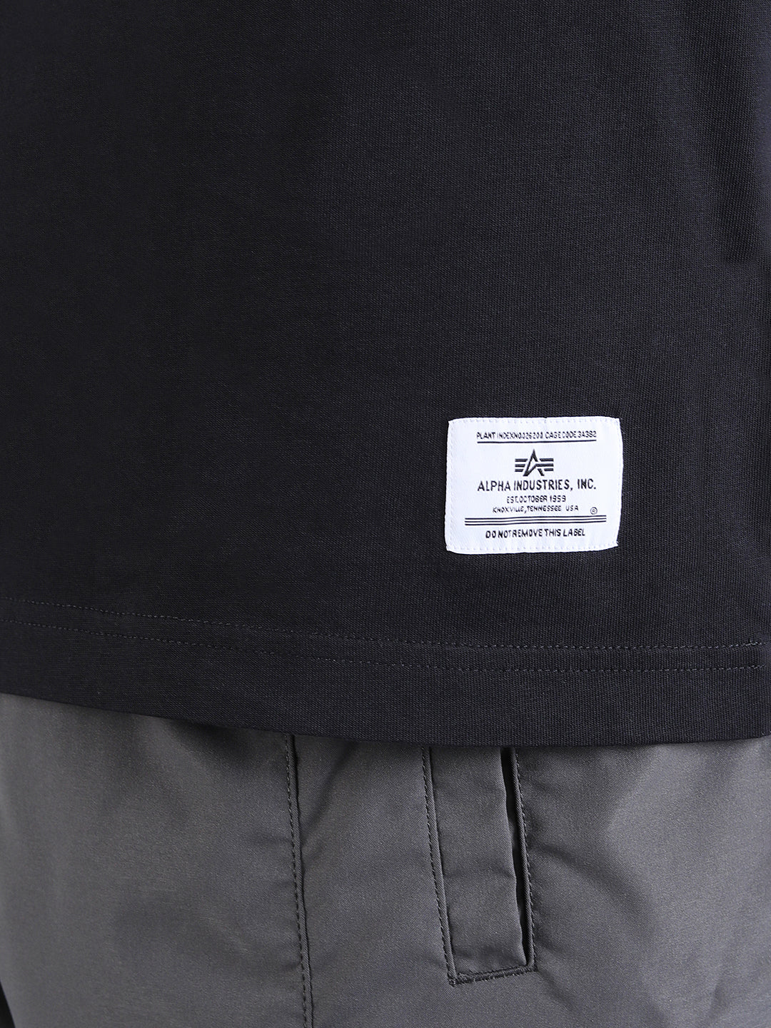 ALPHA INDUSTRIES: ALPHA COMMANDER TEE - BLACK