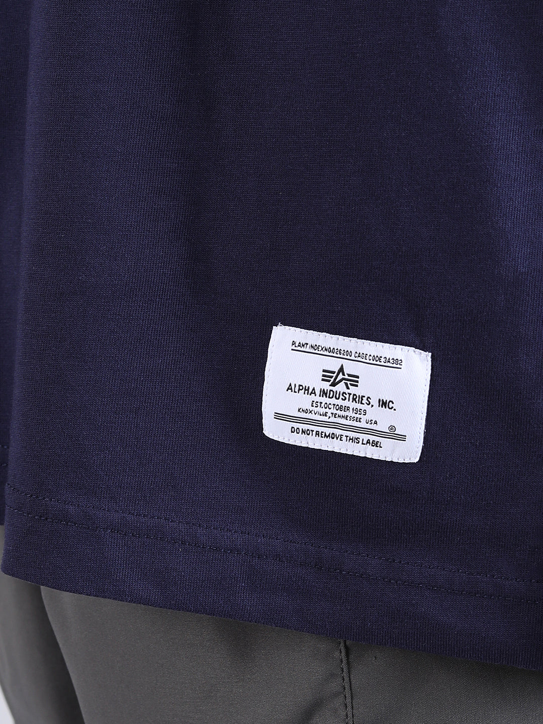 ALPHA INDUSTRIES: ESSENTIAL RELAXED TEE - REPLICA BLUE