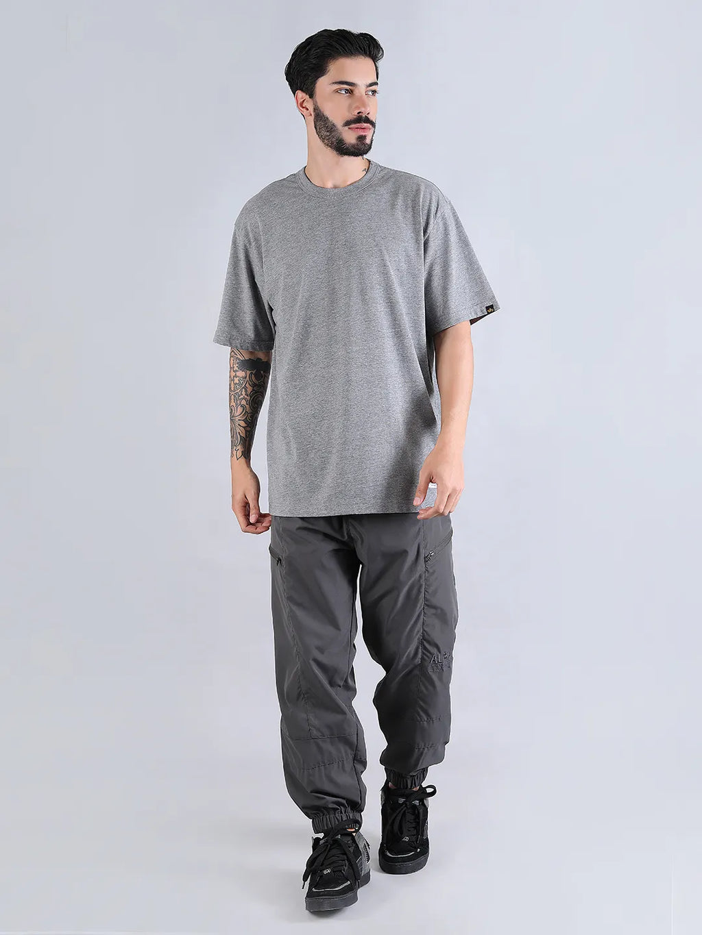 ALPHA INDUSTRIES: ESSENTIAL RELAXED TEE