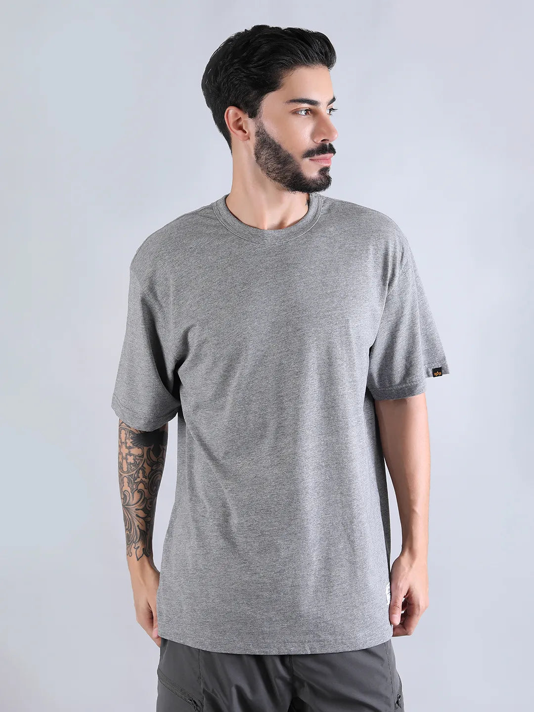 ALPHA INDUSTRIES: ESSENTIAL RELAXED TEE