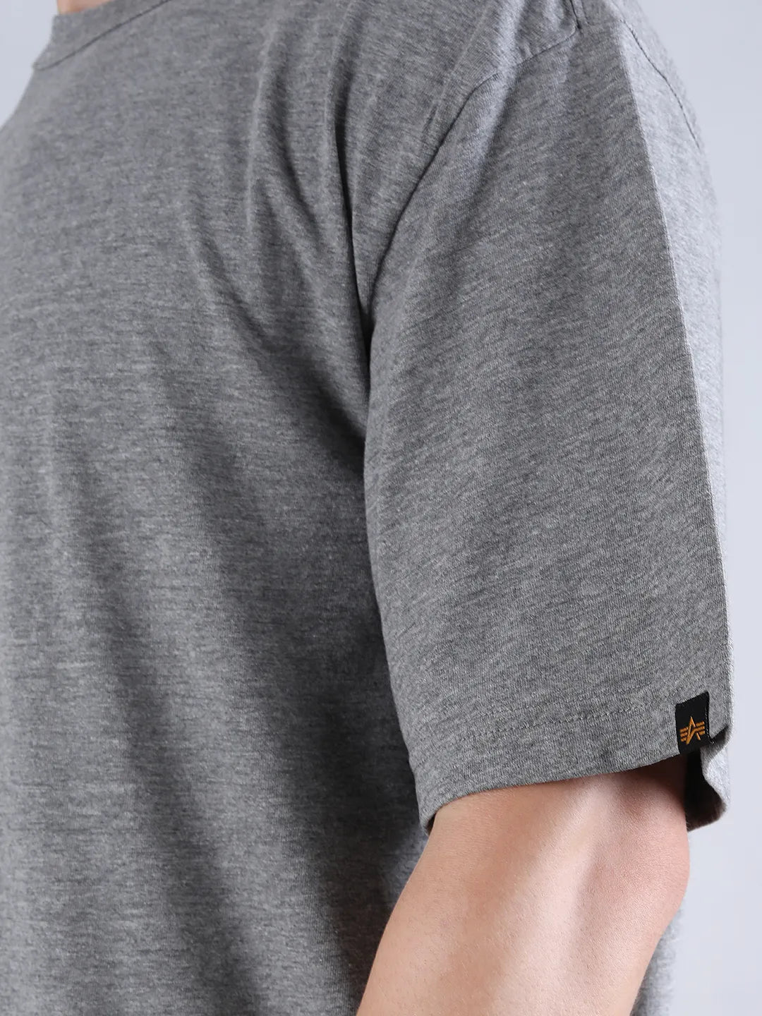 ALPHA INDUSTRIES: ESSENTIAL RELAXED TEE