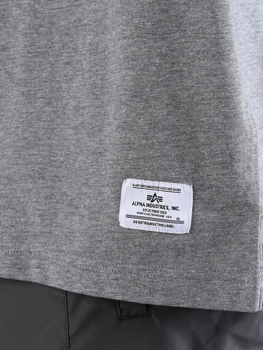 ALPHA INDUSTRIES: ESSENTIAL RELAXED TEE