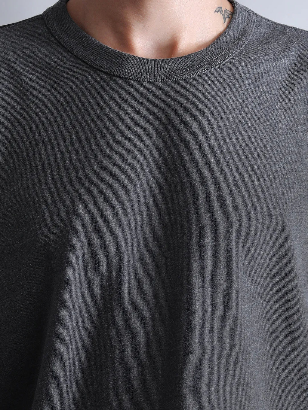 ALPHA INDUSTRIES: ESSENTIAL RELAXED TEE