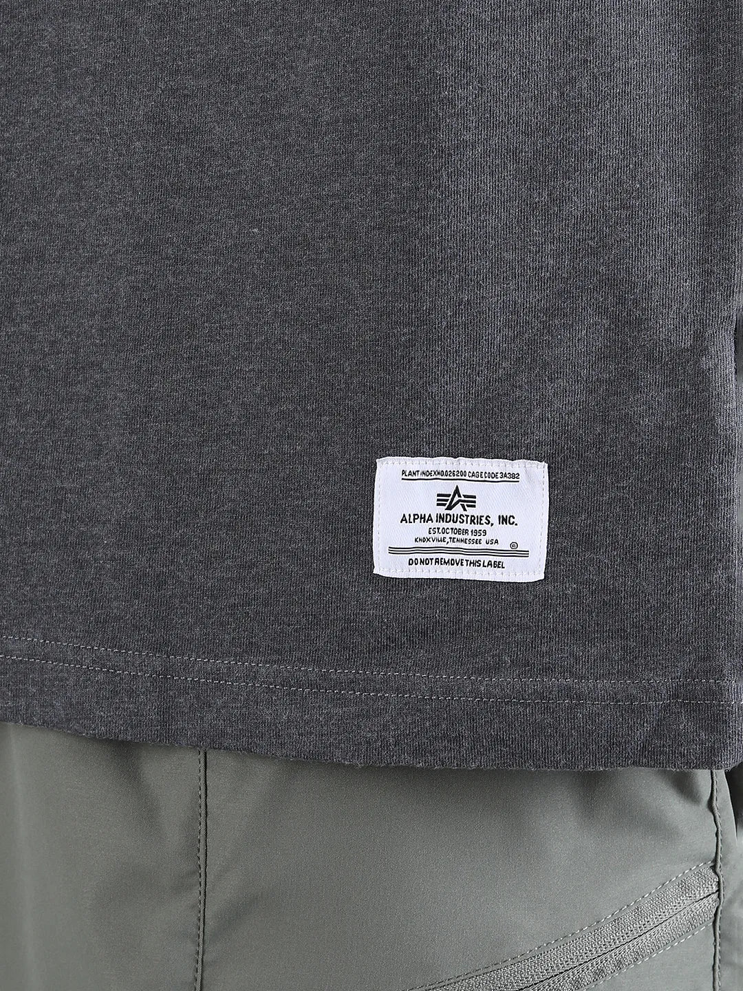 ALPHA INDUSTRIES: ESSENTIAL RELAXED TEE