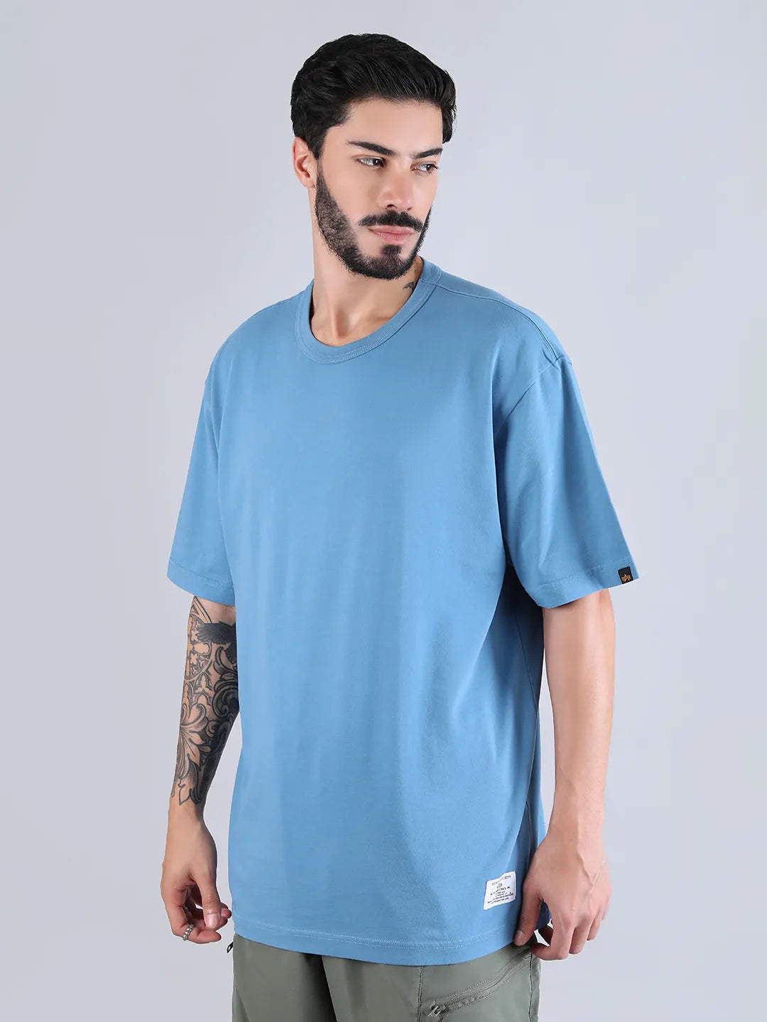 ALPHA INDUSTRIES: ESSENTIAL RELAXED TEE