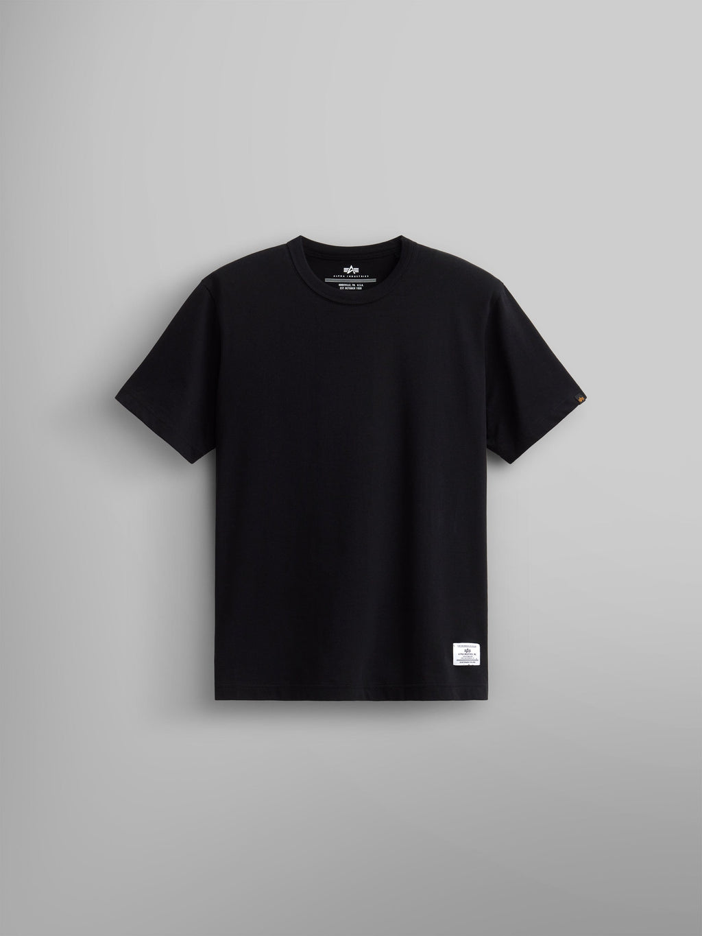 ALPHA INDUSTRIES: ESSENTIAL GEN II TEE - BLACK