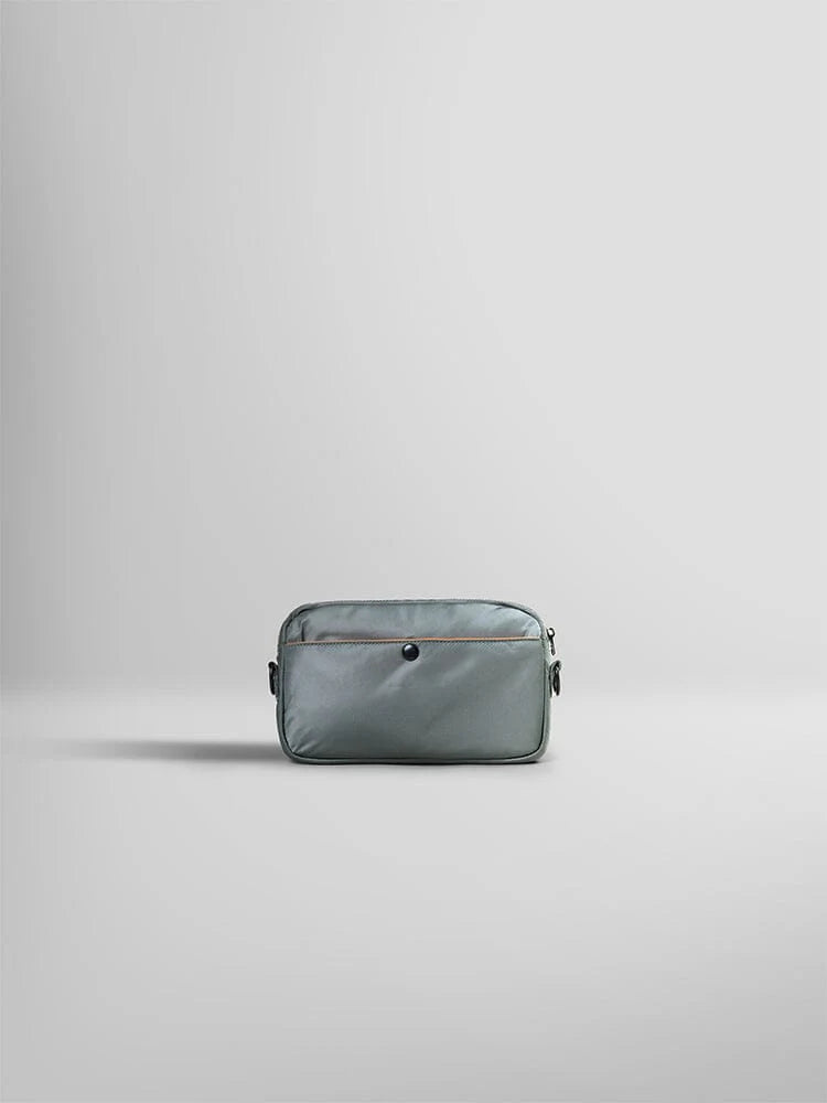 ALPHA INDUSTRIES NYLON MESSENGER BAG
