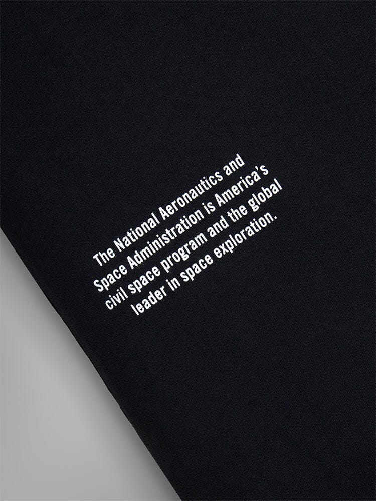 ALPHA INDUSTRIES: NASA WORM LOGO GEN II TEE- BLACK