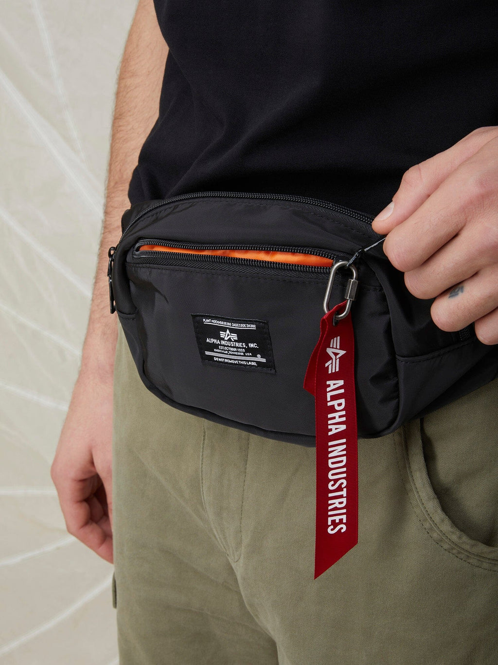 ALPHA INDUSTRIES CREW WAIST BAG